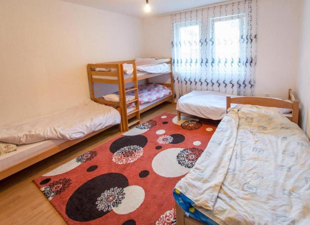 Dedushi Guesthouse &Wood Cabins-Camping Place Gusinje Eksteriør billede