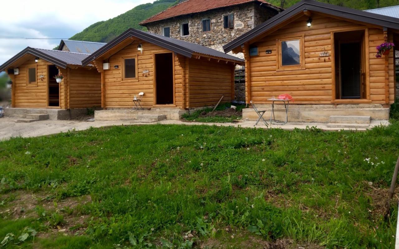 Dedushi Guesthouse &Wood Cabins-Camping Place Gusinje Eksteriør billede