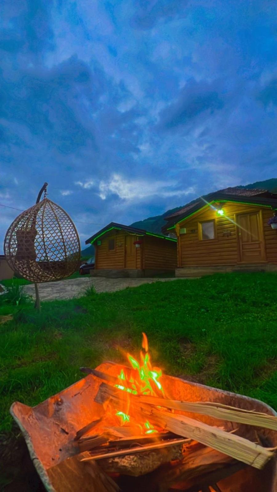 Dedushi Guesthouse &Wood Cabins-Camping Place Gusinje Eksteriør billede